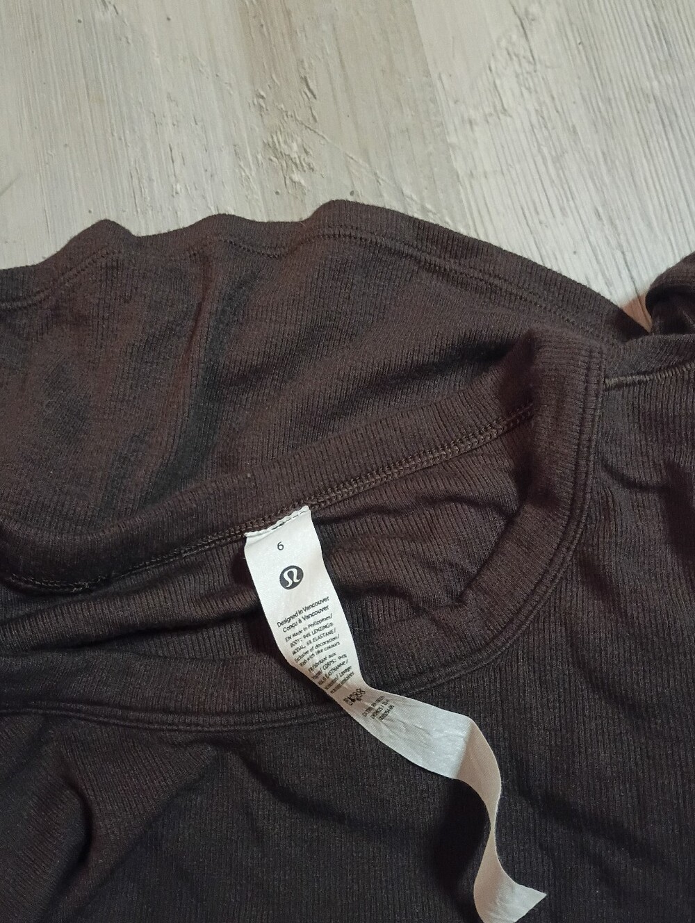 Lululemon - Picture 6 of 6
